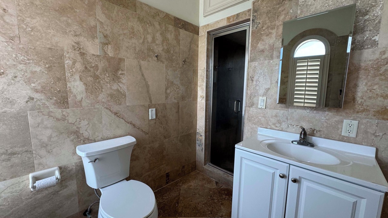 Photo of Bathroom in Boys Works