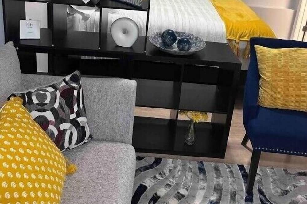 Photo of Others in Webster Square