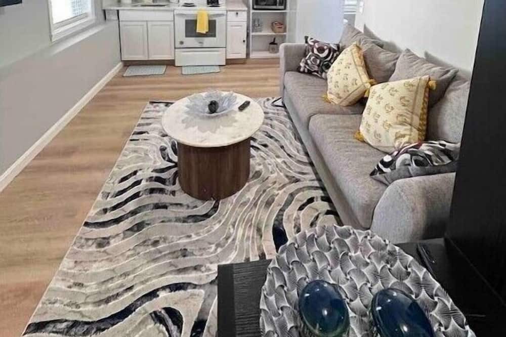 Photo of Others in Webster Square