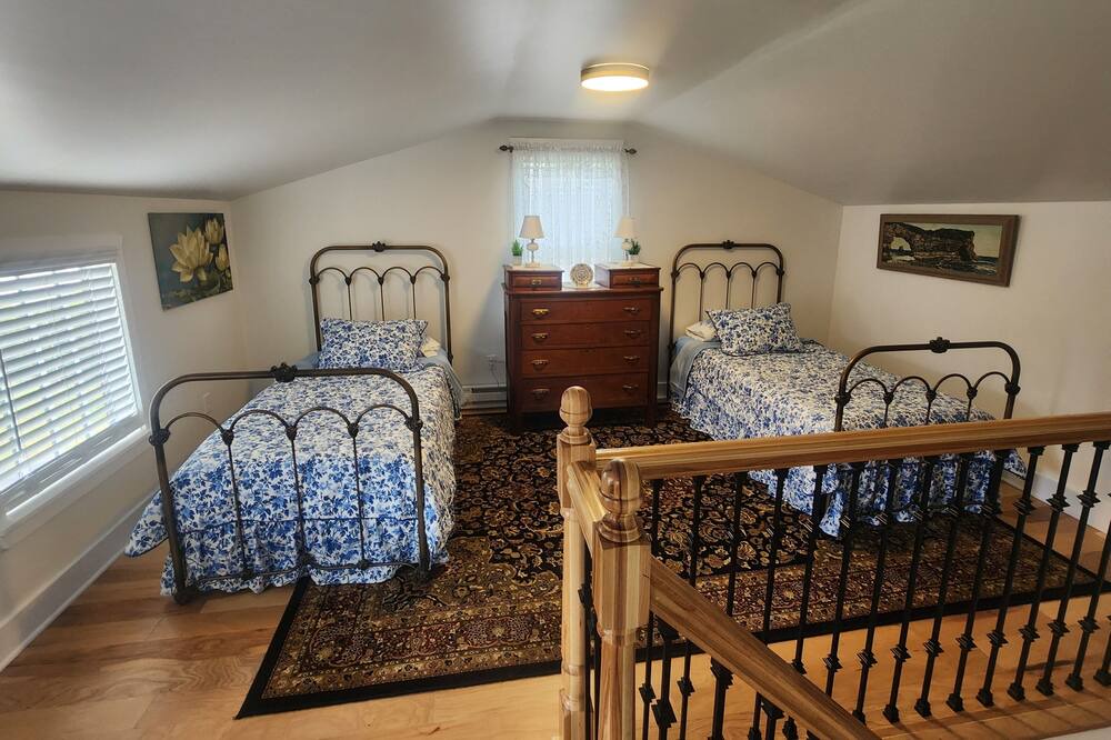 Photo of Bedroom in Warrenton