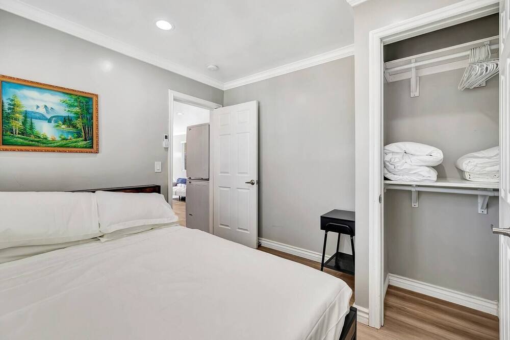 Photo of Bedroom in Rowland Heights