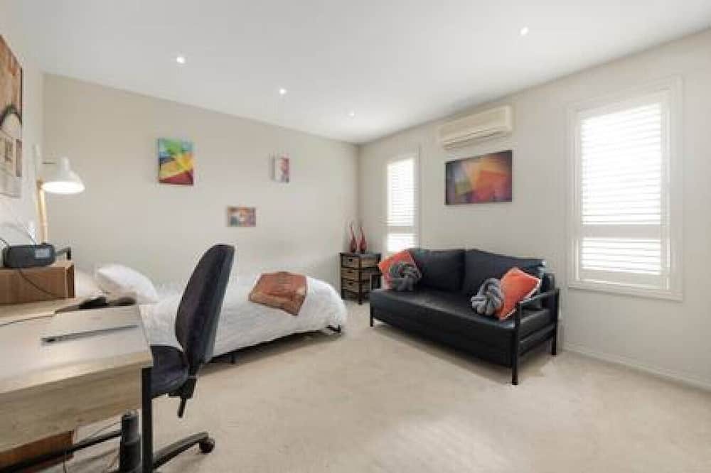 Photo of Others in Prahran