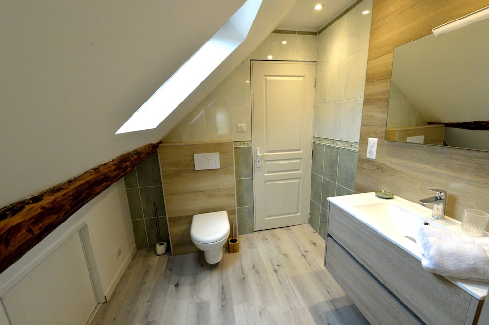 Photo of Bathroom in Appenai-sous-Belleme