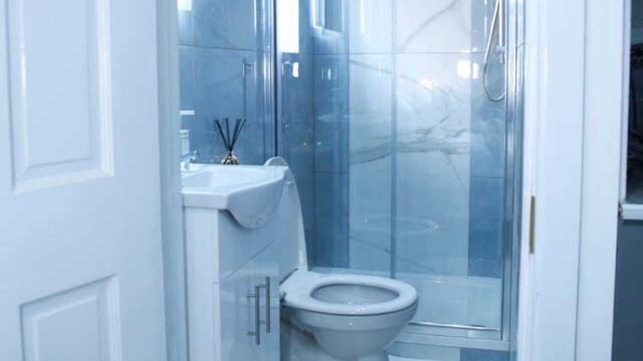 Photo of Others in Roxbourne