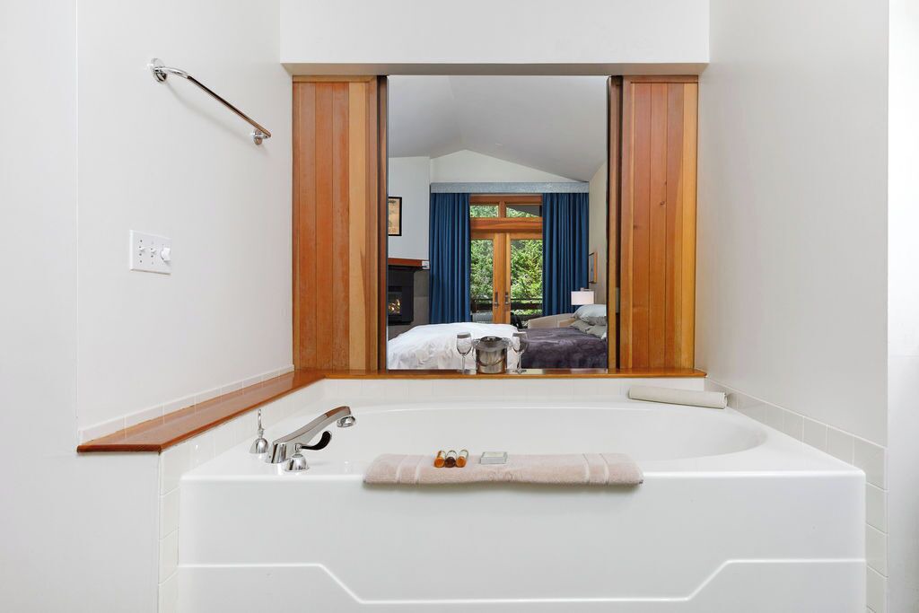 Photo of Bathroom in Pescadero