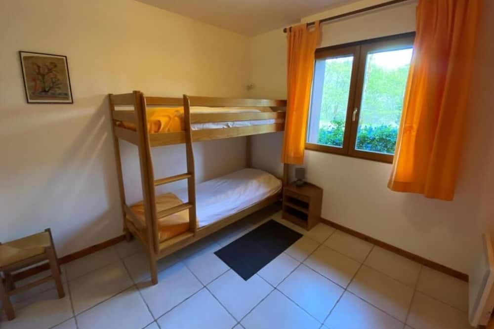Photo of Bedroom in Connac