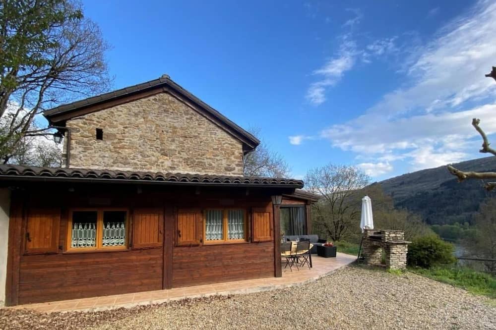 Photo of Outdoor in Connac