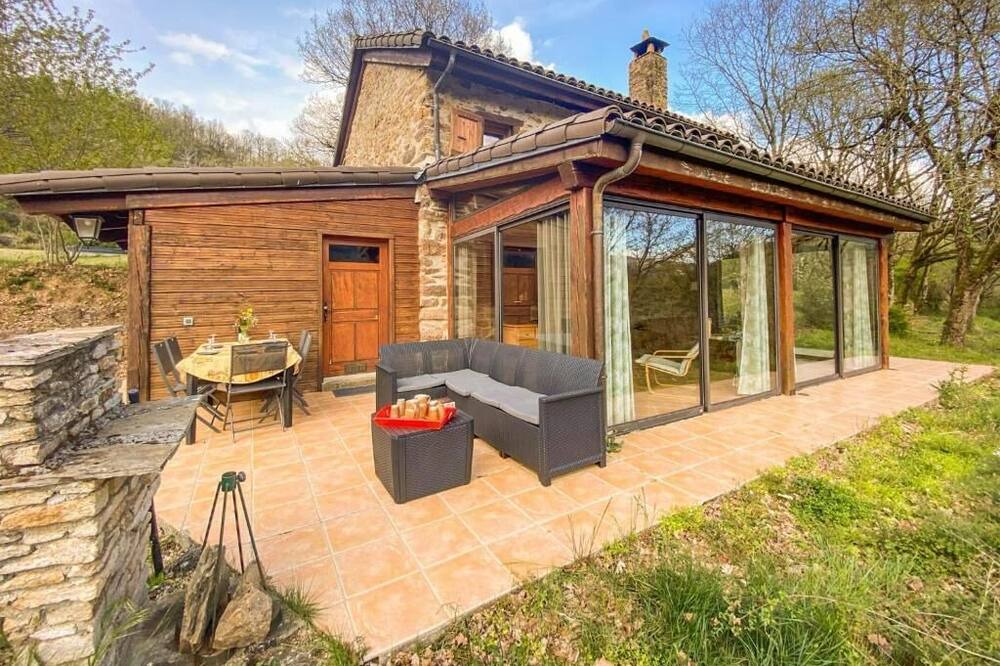 Photo of Outdoor in Connac