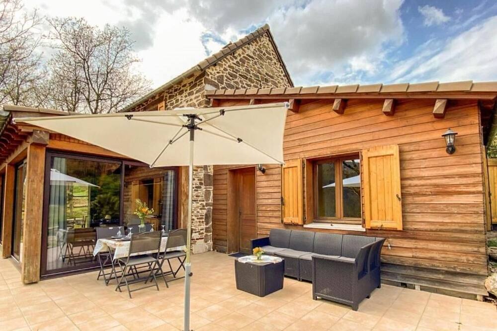 Photo of Outdoor in Connac