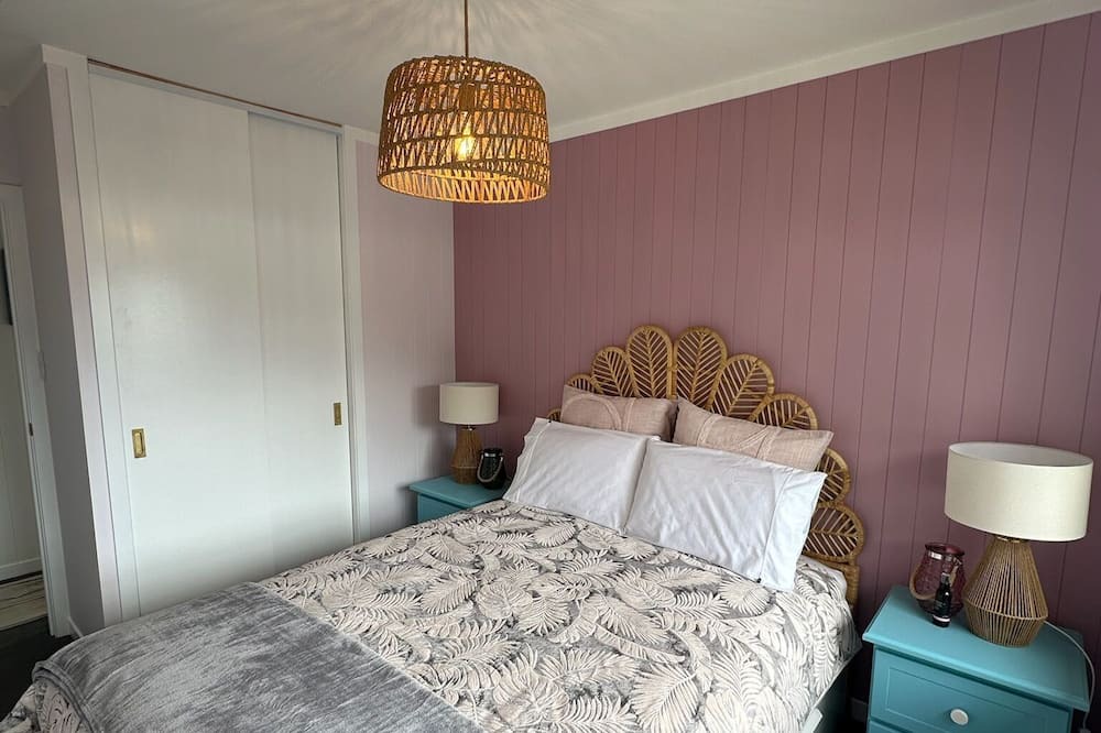 Photo of Bedroom in Maraetai