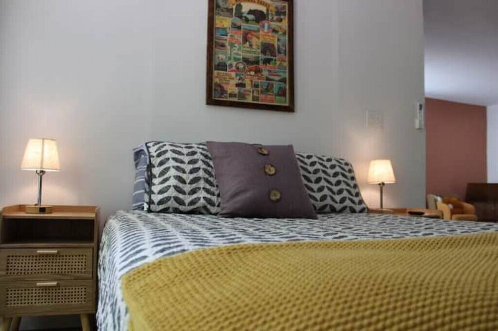 Photo of Bedroom in West Fork