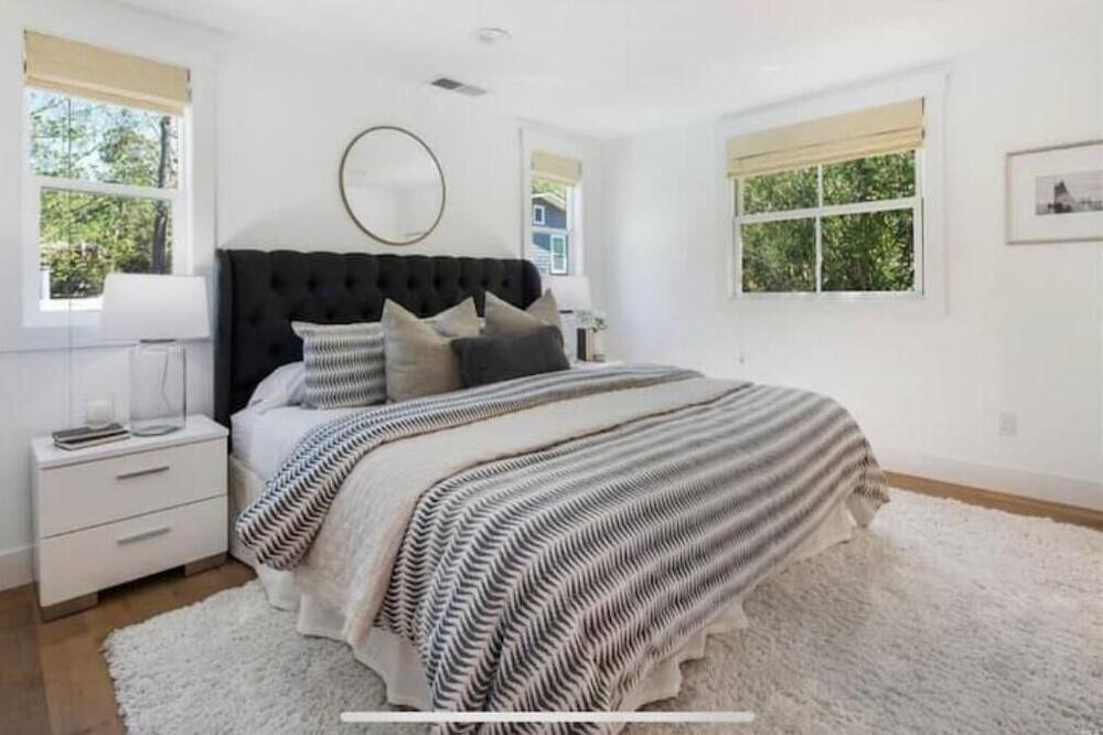 Photo of Bedroom in San Anselmo