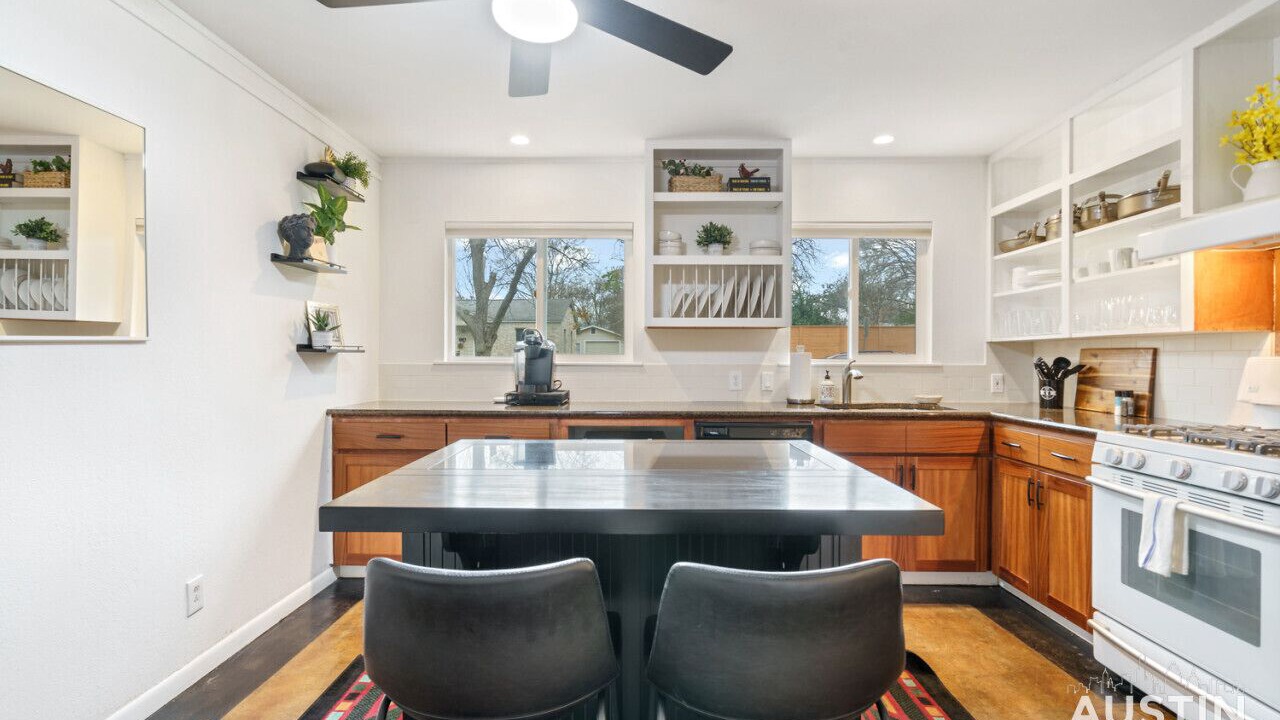 Photo of Kitchen in South Manchaca