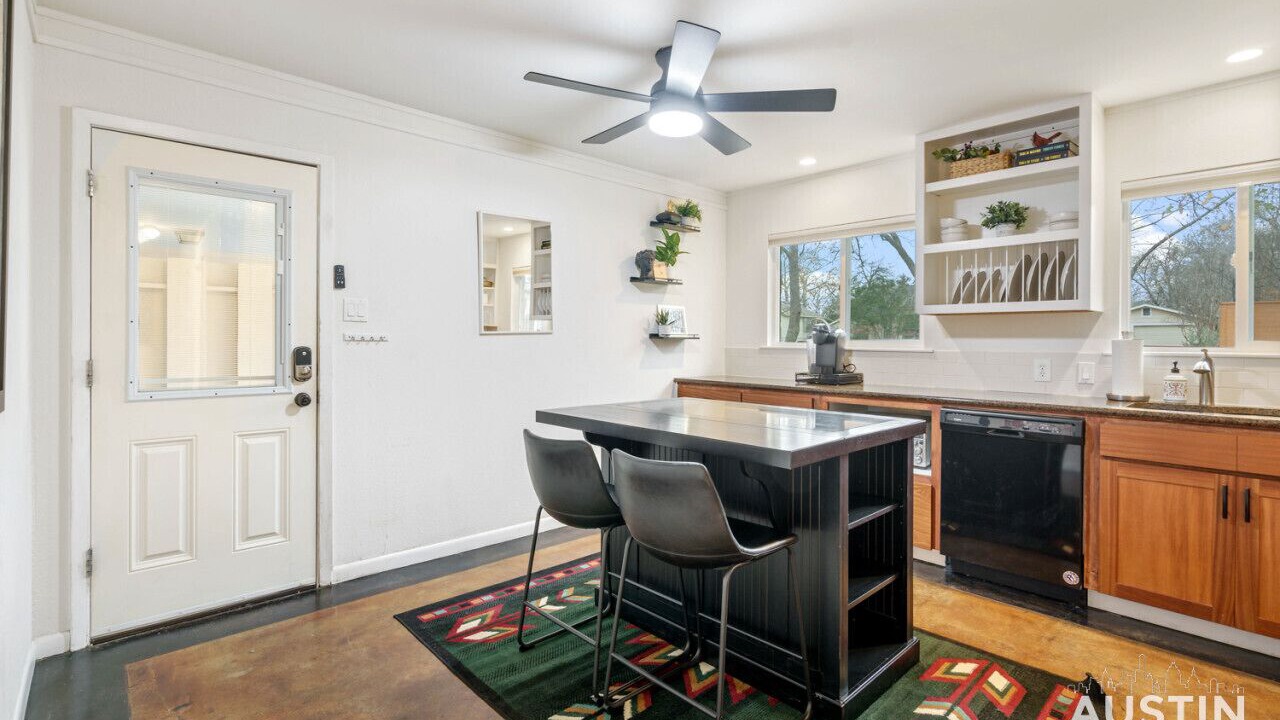 Photo of Kitchen in South Manchaca