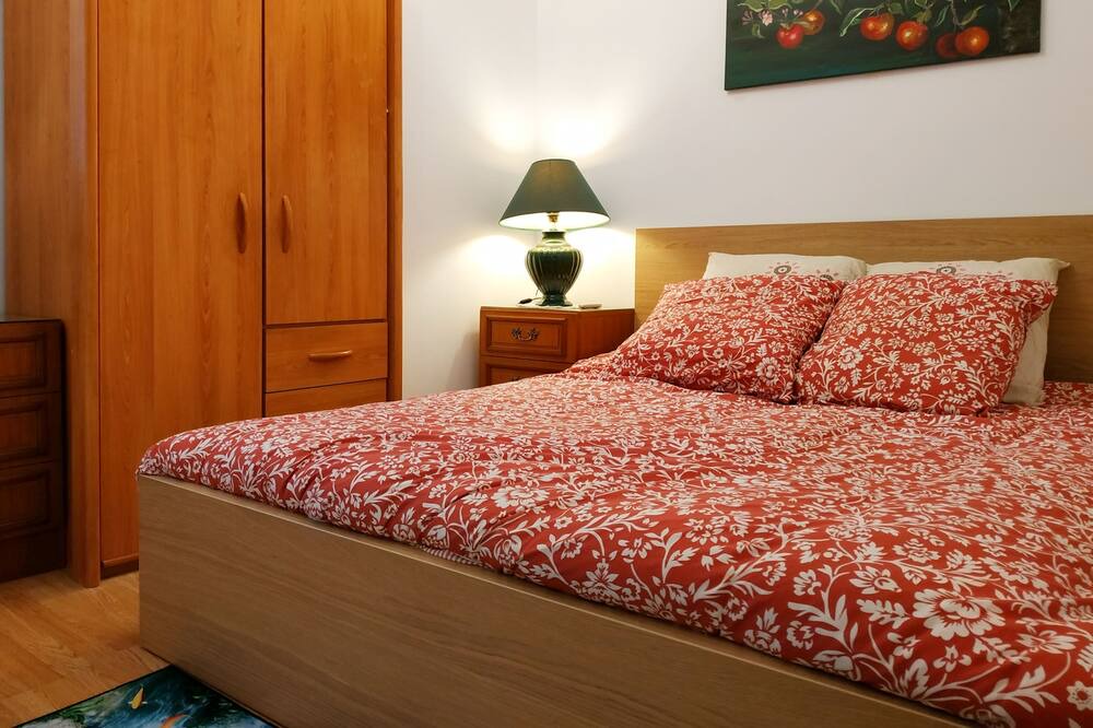 Photo of Bedroom in Arcueil