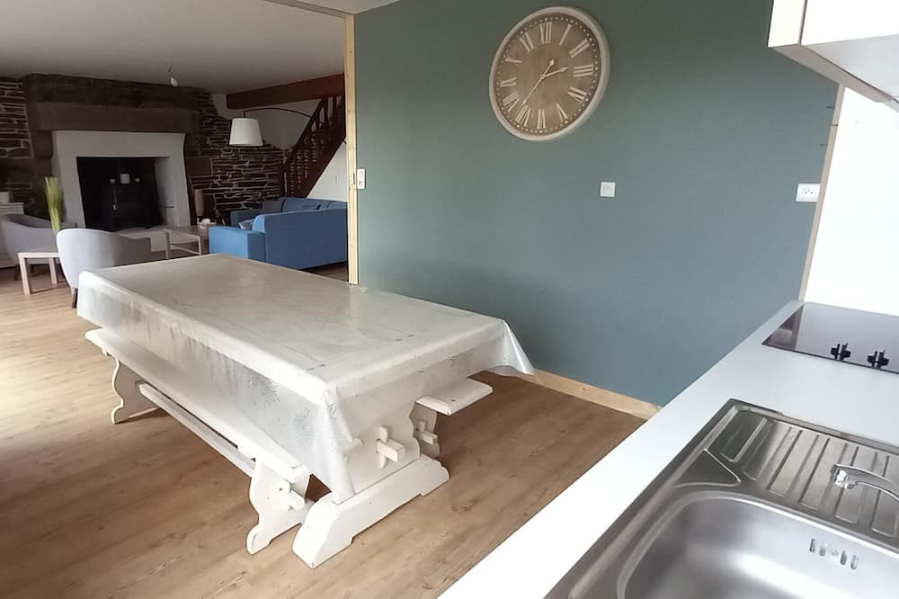 Photo of Bedroom in Saint-Pois