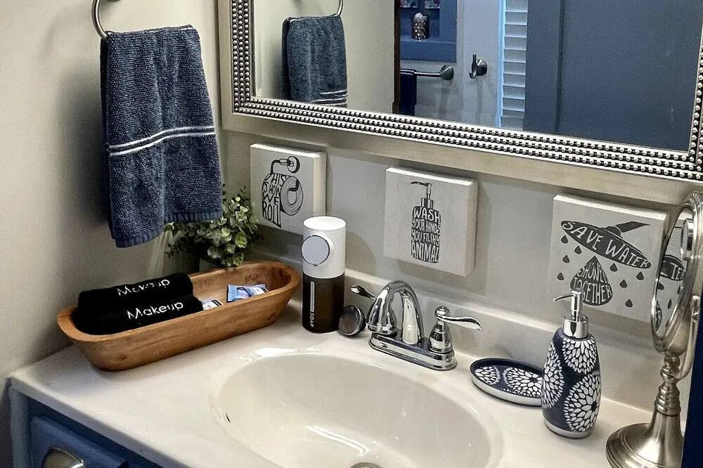 Photo of Bathroom in Texarkana