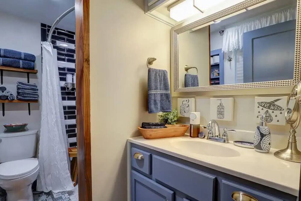 Photo of Bathroom in Texarkana