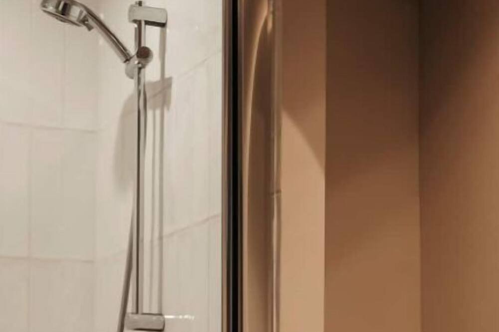 Photo of Bathroom in Les Deserts