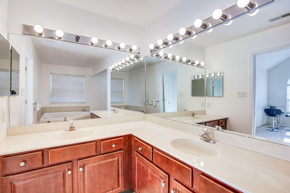 Photo of Bathroom in Egg Harbor Township