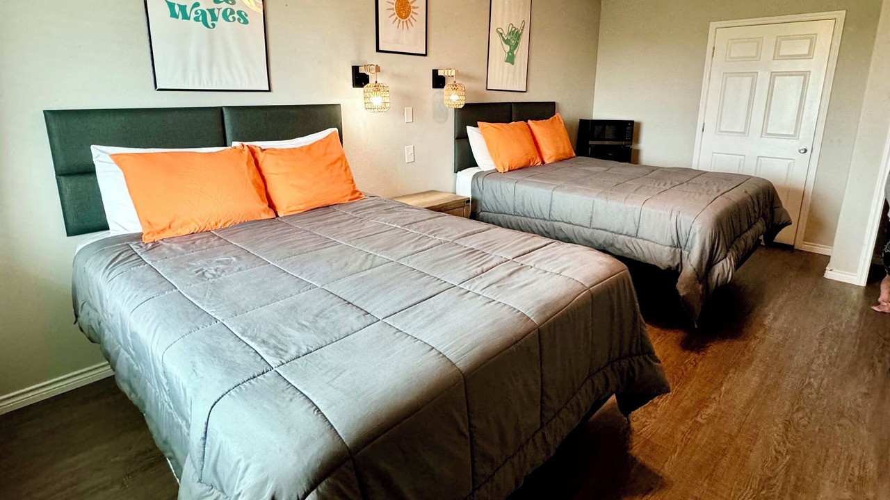 Photo of Bedroom in Crystal Beach
