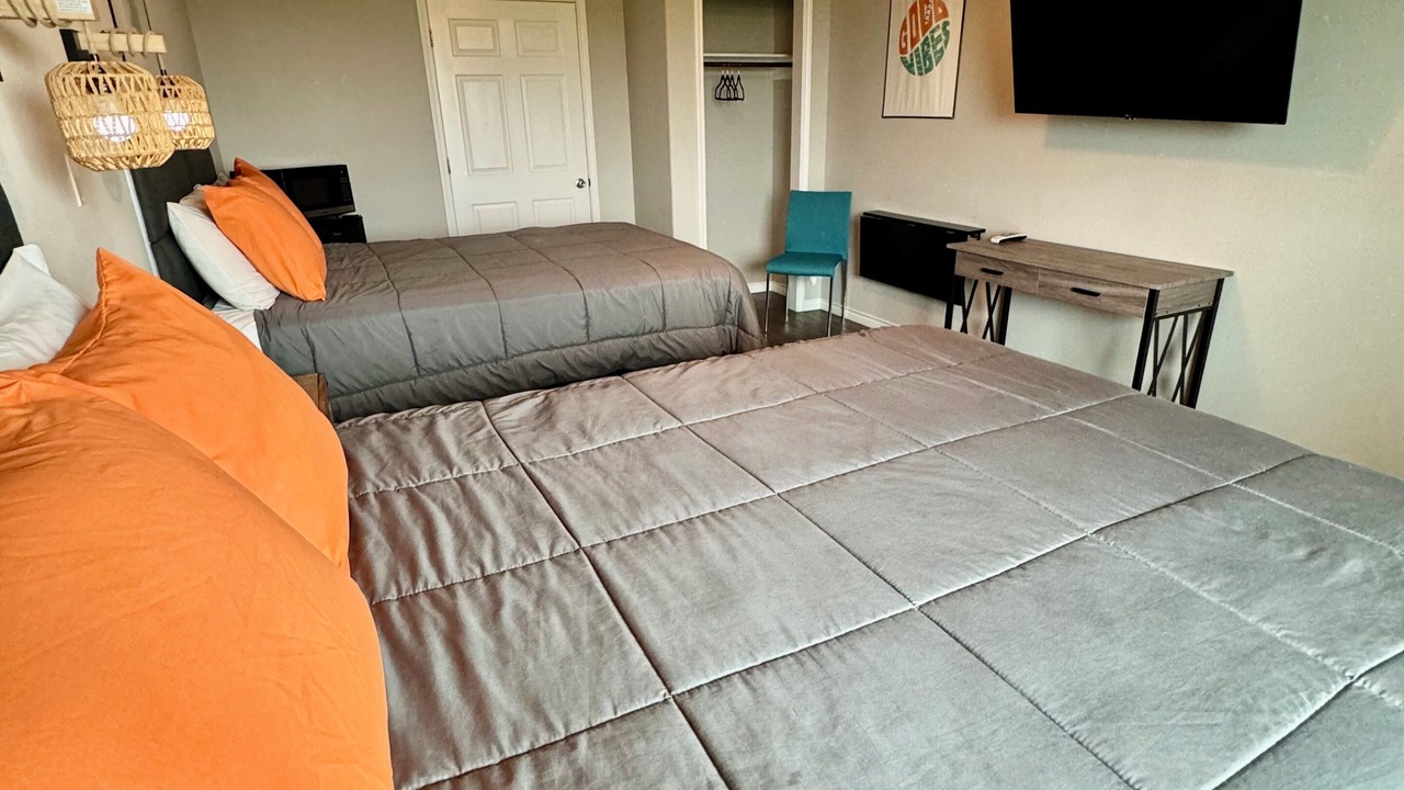 Photo of Bedroom in Crystal Beach