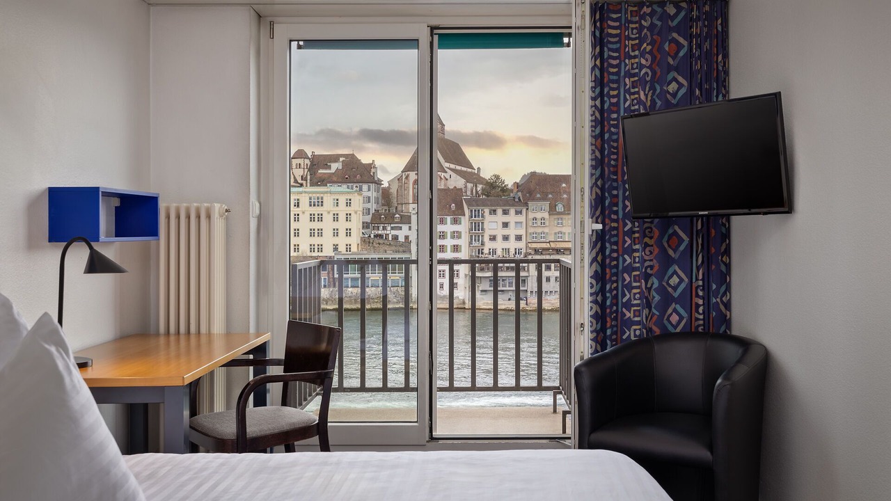 Photo of Bedroom in Basel City Centre