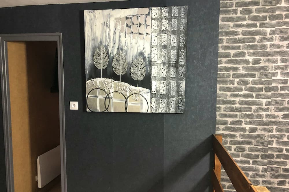 Photo of Others in Leval