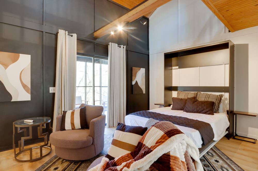 Photo of Bedroom in Gentry