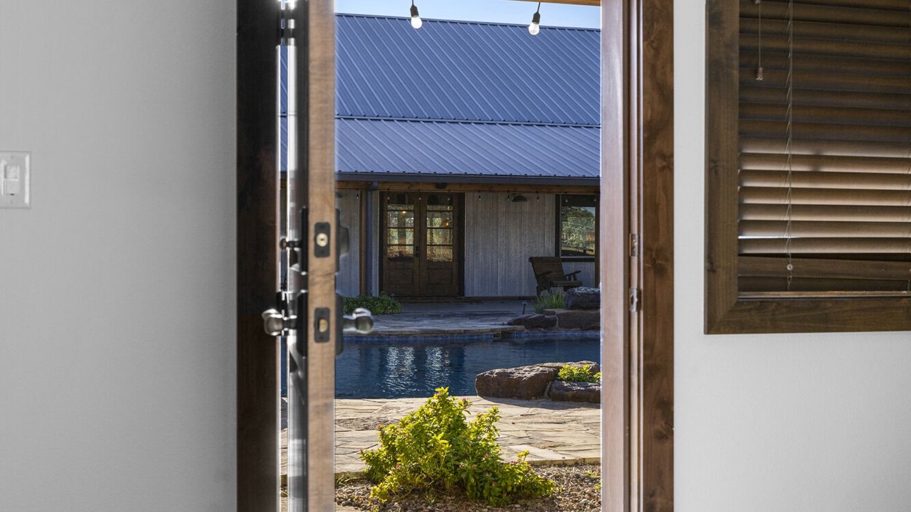 Photo of Outdoor in Burnet