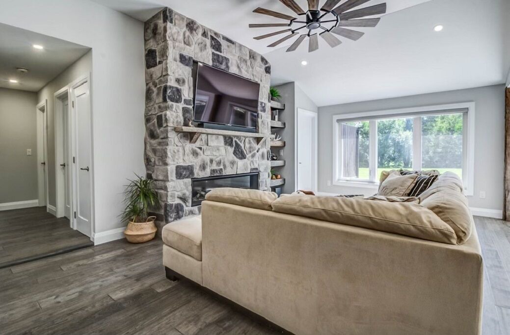 Photo of Livingroom in Woodslee
