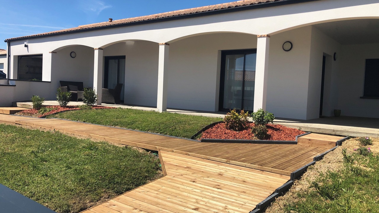 Photo of Outdoor in Brem Sur Mer