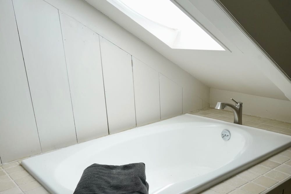 Photo of Bathroom in Barrington