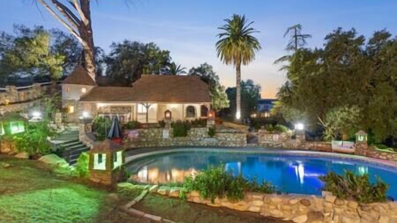 Photo of Outdoor in Newhall