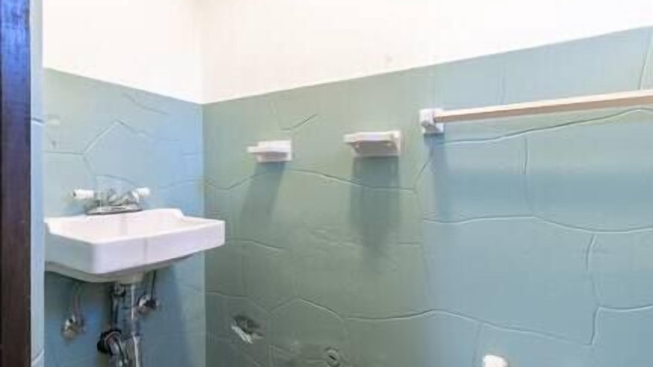 Photo of Bathroom in Newhall