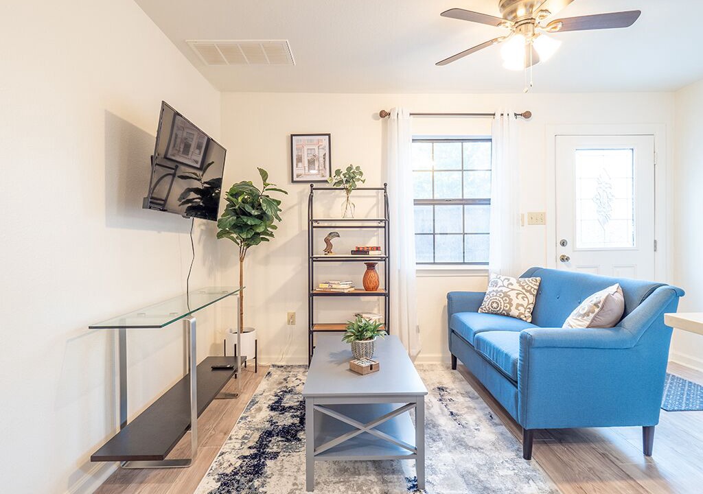 Photo of Livingroom in North Loop