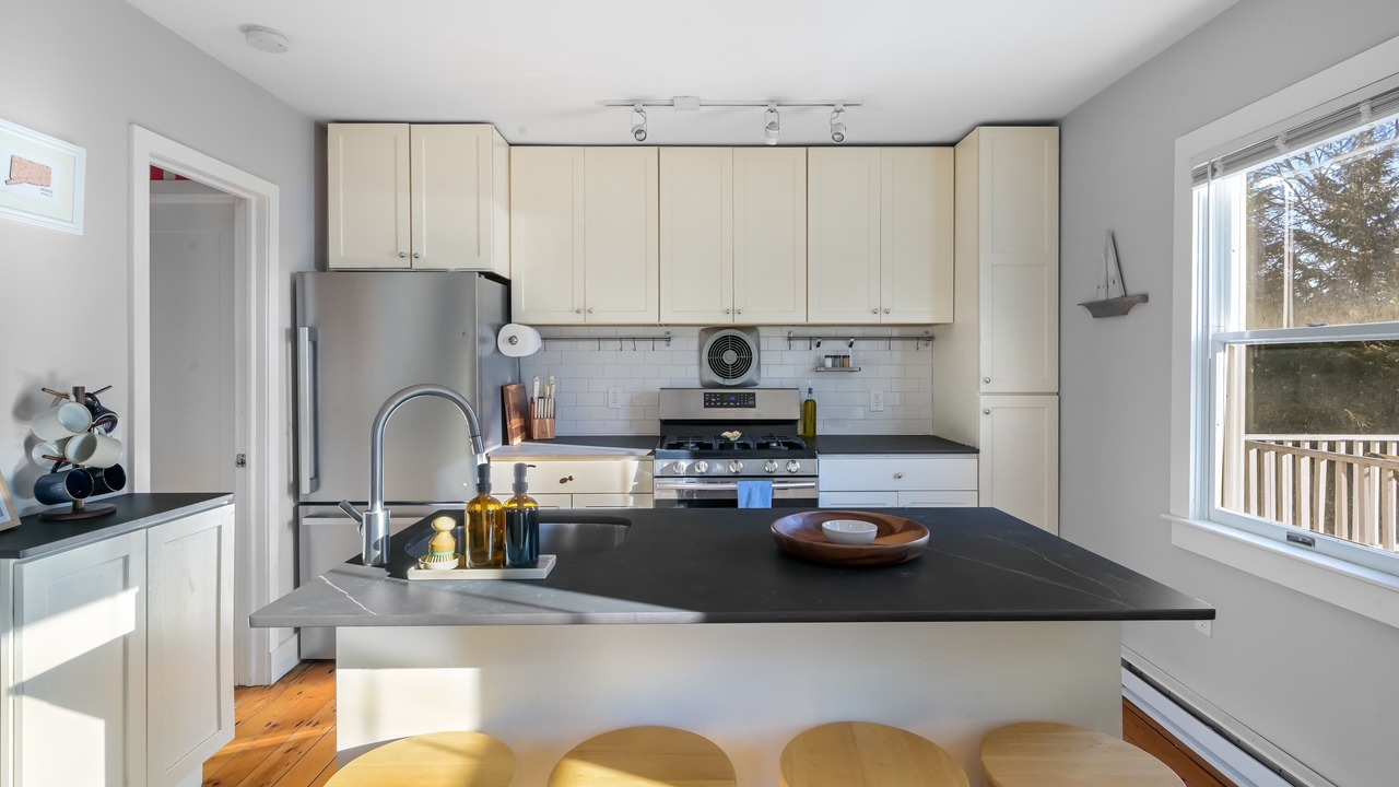 Photo of Kitchen in West Mystic
