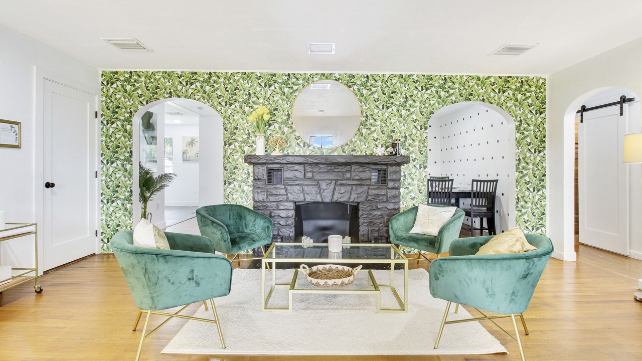 Photo of Livingroom in Pinewood Park