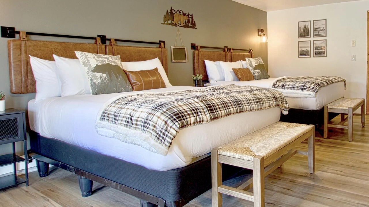 Photo of Bedroom in Crystal Lake