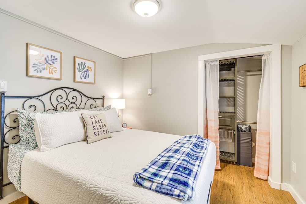 Photo of Bedroom in Wolcott
