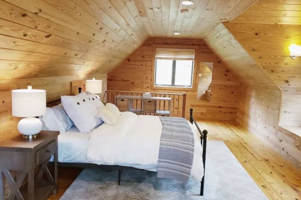 Photo of Bedroom in Leesburg