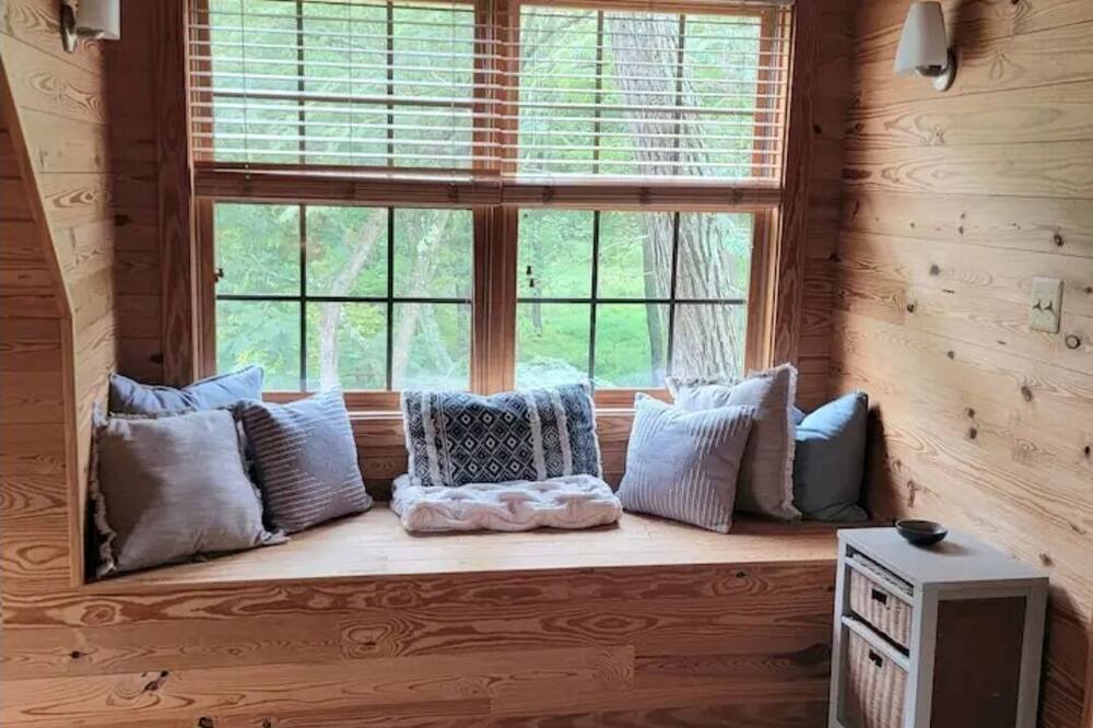 Photo of Livingroom in Leesburg