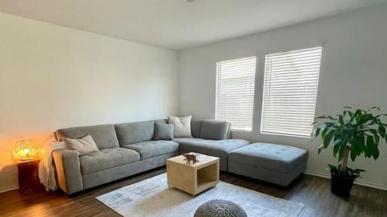 Photo of Livingroom in Del Valle