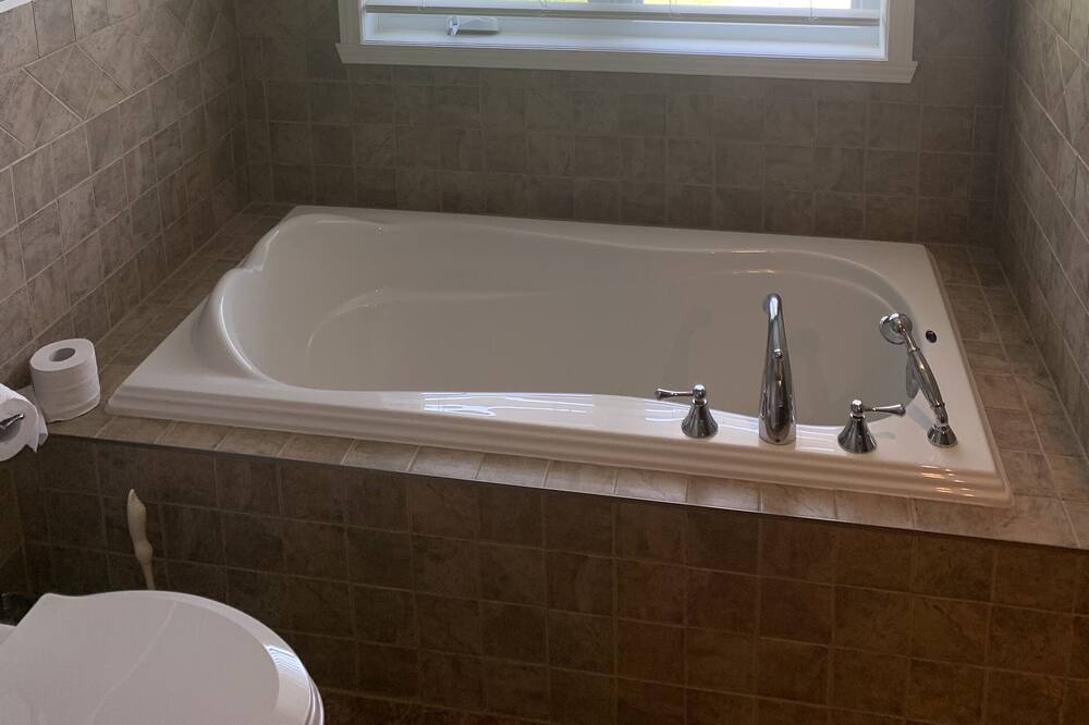 Photo of Bathroom in Notre-Dame-de-Pontmain