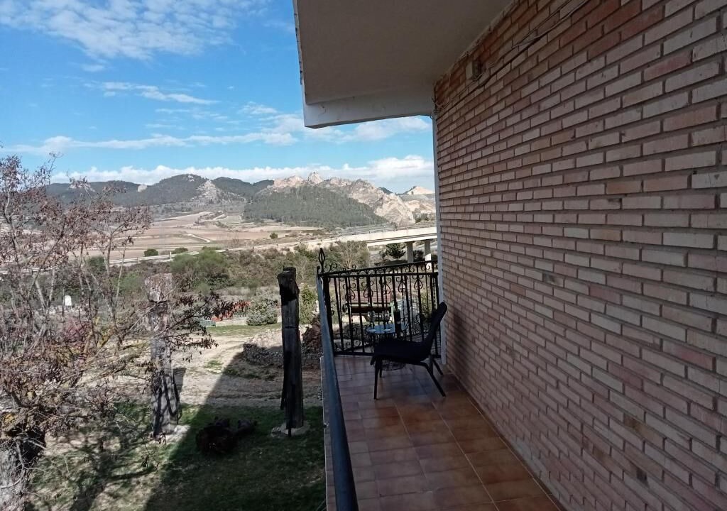 Photo of Outdoor in Brinas