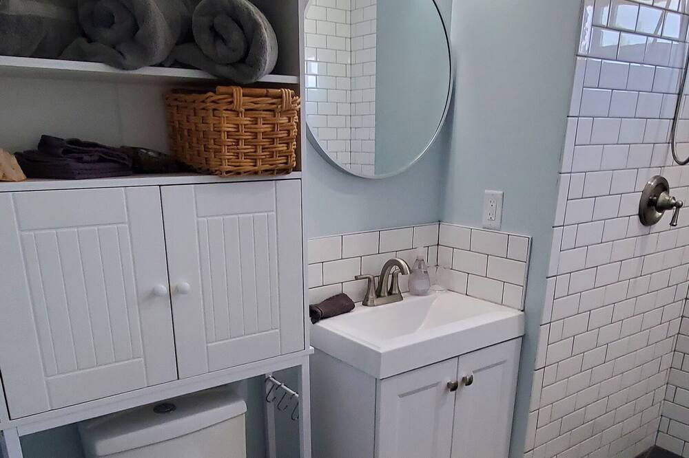 Photo of Bathroom in Pleasant Grove