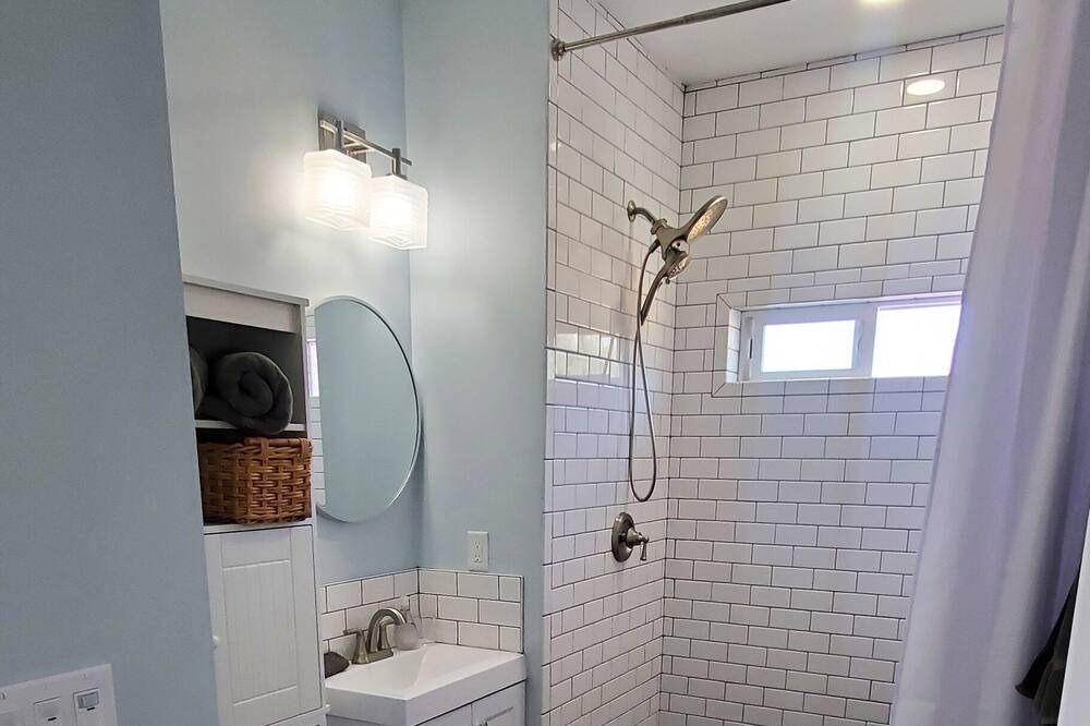 Photo of Bathroom in Pleasant Grove