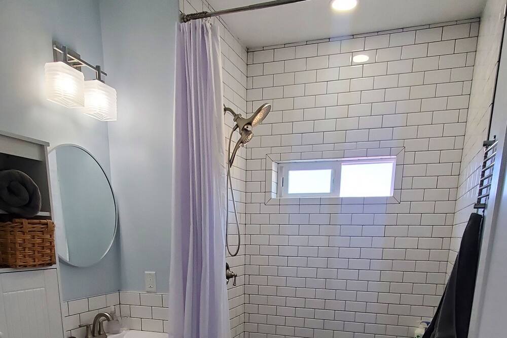 Photo of Bathroom in Pleasant Grove