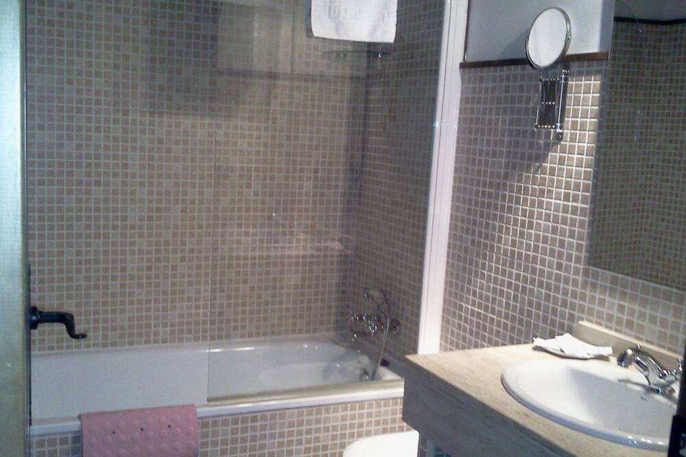Photo of Bathroom in Villar de Plasencia