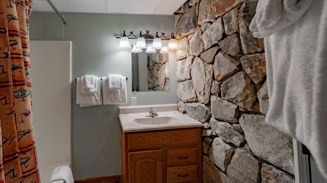 Photo of Bathroom in Blowing Rock
